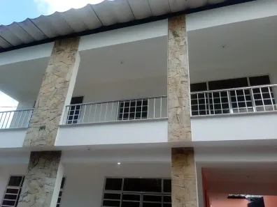 Casa de Condomínio com 4 Quartos à venda, 250m² no Maravista, Niterói