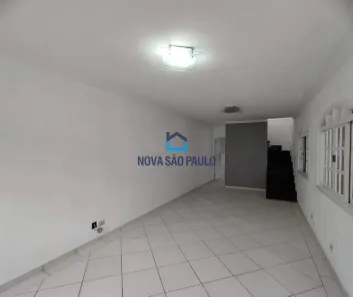 Casa com 3 Quartos para alugar, 200m² no Bosque da Saúde, São Paulo