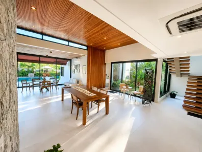 Casa de Condomínio com 4 Quartos à venda, 395m² no Lagoa da Conceição, Florianópolis
