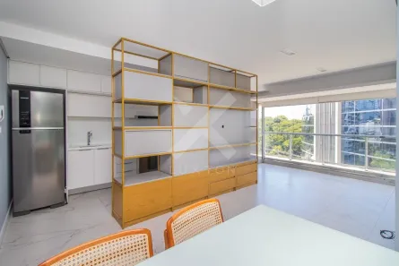 Apartamento com 2 Quartos para alugar, 77m² no Petrópolis, Porto Alegre