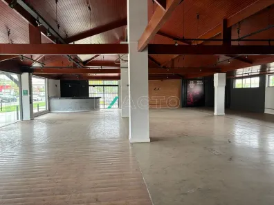 Prédio Comercial com 3 Quartos para alugar, 890m² no Jardim Conceição (Sousas), Campinas