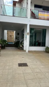 Sobrado com 3 Quartos à venda, 200m² no Vila Colemar Natal e Silva, Goiânia