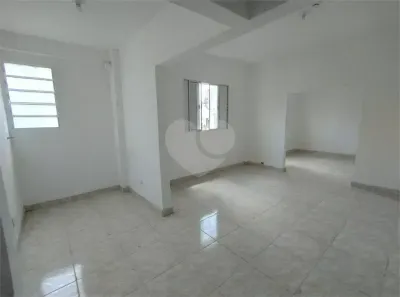 Sala Comercial à venda, 30m² no Santa Efigênia, São Paulo