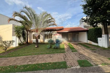 Casa de Condomínio com 3 Quartos à venda, 165m² no Parque Residencial Damha, Araraquara
