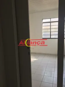 Casa com 1 Quarto para alugar, 50m² no Jardim Flor da Montanha, Guarulhos