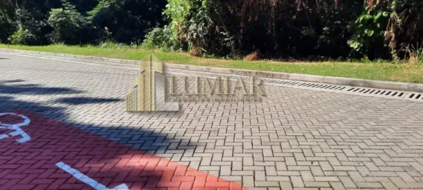 Lote/Terreno à venda, 600m² no Piratininga, Niterói