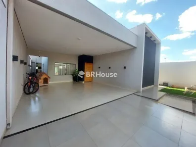 Casa com 3 Quartos à venda, 220m² no Jardim Itamaracá, Campo Grande