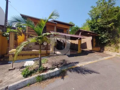 Casa com 3 Quartos à venda, 144m² no Centro, Portão