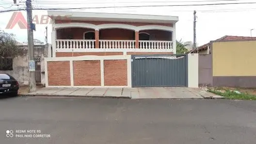 Casa com 3 Quartos à venda, 330m² no Jardim São Carlos, São Carlos