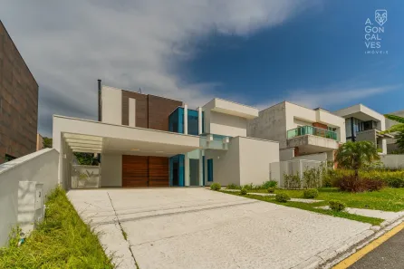 Casa de Condomínio com 3 Quartos à venda, 350m² no Tanguá, Almirante Tamandaré