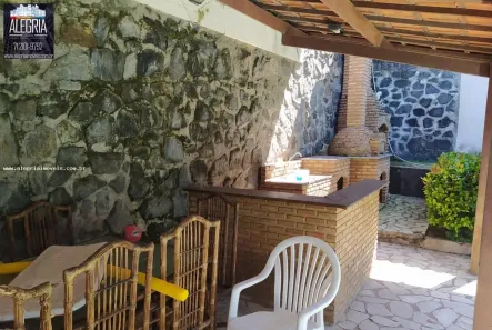 Casa com 5 Quartos à venda, 232m² no Buraquinho, Lauro de Freitas