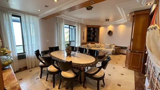 Apartamento com 3 Quartos para alugar, 140m² no Meia Praia, Itapema