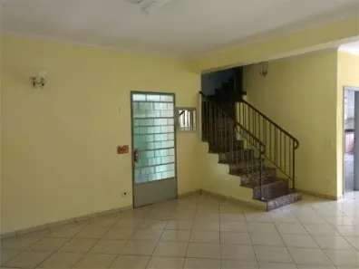 Casa com 3 Quartos para alugar, 250m² no Água Fria, São Paulo
