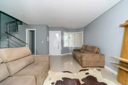 Casa de Condomínio com 3 Quartos para alugar, 170m² no Pedra Redonda, Porto Alegre