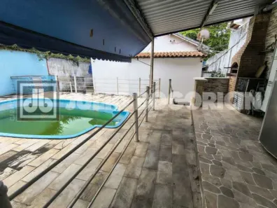 Casa com 2 Quartos à venda, 268m² no Jardim Carioca, Rio de Janeiro