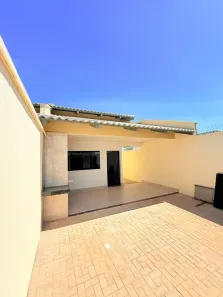 Casa com 2 Quartos à venda, 72m² no Loteamento Bertaville, Palmas