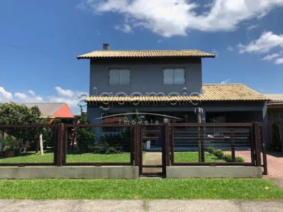 Sobrado com 3 Quartos à venda, 180m² no , Xangri-Lá