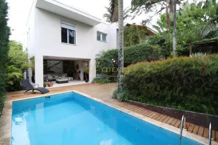 Casa com 4 Quartos à venda, 402m² no Jardim Petrópolis, São Paulo
