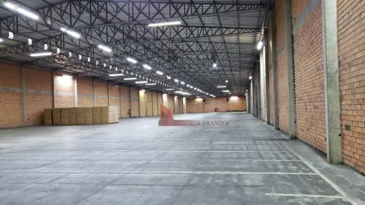 Galpão/Depósito/Armazém para alugar, 6400m² no Itaipava, Itajaí
