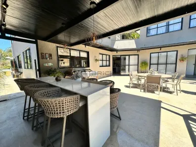 Casa com 5 Quartos à venda, 358m² no Iucas, Teresópolis