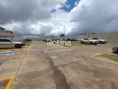 Apartamento com 2 Quartos para alugar, 56m² no Laranjeiras, Uberlândia
