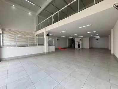Ponto Comercial para alugar, 622m² no São Manoel, Americana