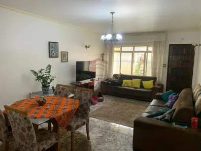 Sobrado com 3 Quartos à venda, 250m² no Vila Bertioga, São Paulo