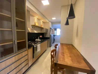 Apartamento com 3 Quartos para alugar, 110m² no Jurerê, Florianópolis