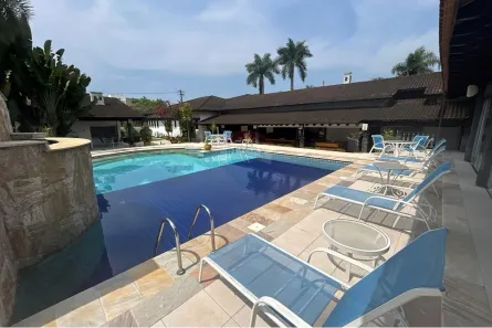 Casa de Condomínio com 5 Quartos à venda, 879m² no Jardim Acapulco, Guarujá