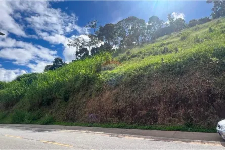 Lote/Terreno à venda, 684m² no Ermitage, Teresópolis