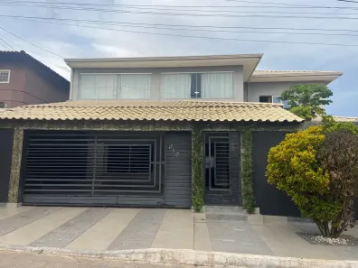 Casa de Condomínio com 5 Quartos à venda, 350m² no Região dos Lagos, Brasília