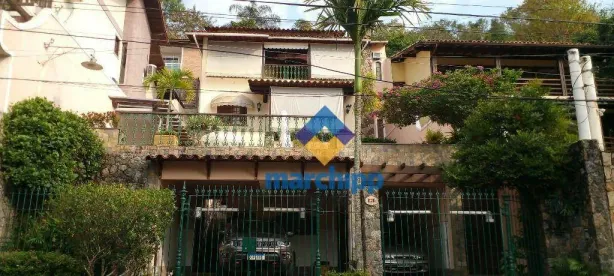 Casa com 5 Quartos à venda, 500m² no Camboinhas, Niterói