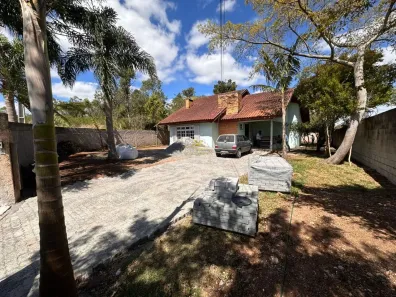 Casa com 3 Quartos à venda, 180m² no Bom Jesus, Campo Largo