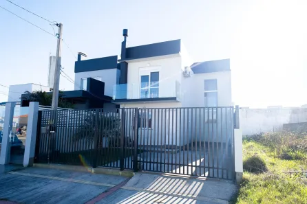 Casa com 2 Quartos à venda, 125m² no Areal, Pelotas