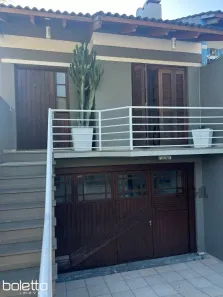 Casa com 3 Quartos à venda, 262m² no Ipanema, Porto Alegre