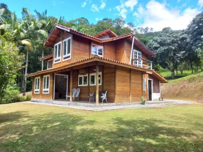 Fazenda/Sítio com 4 Quartos à venda, 180m² no , Águas Mornas