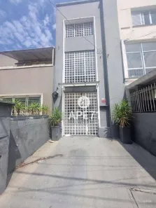 Casa com 4 Quartos para alugar, 241m² no Mirandópolis, São Paulo
