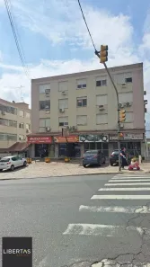 Apartamento com 2 Quartos à venda, 68m² no Vila Ipiranga, Porto Alegre