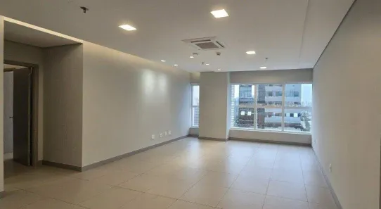 Sala Comercial para alugar, 149m² no Gleba Fazenda Palhano, Londrina