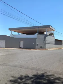 Casa com 4 Quartos à venda, 179m² no SAO FRANCISCO, Piumhi