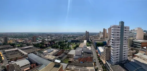 Apartamento com 2 Quartos para alugar, 80m² no Centro, Londrina