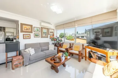 Apartamento com 3 Quartos à venda, 95m² no Passo da Areia, Porto Alegre