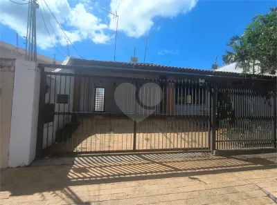 Casa com 3 Quartos à venda, 305m² no Vila Santana, Araraquara