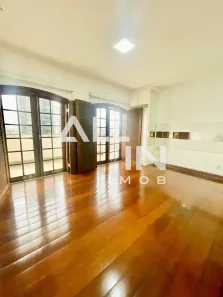 Apartamento com 3 Quartos para alugar, 215m² no São Brás, Belém