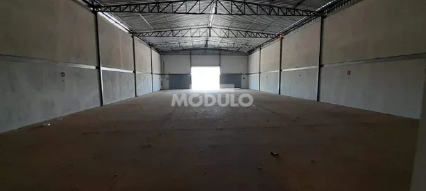 Galpão/Depósito/Armazém para alugar, 450m² no Shopping Park, Uberlândia
