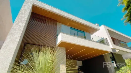 Casa de Condomínio com 4 Quartos à venda, 236m² no Jardim Montecatini, Londrina