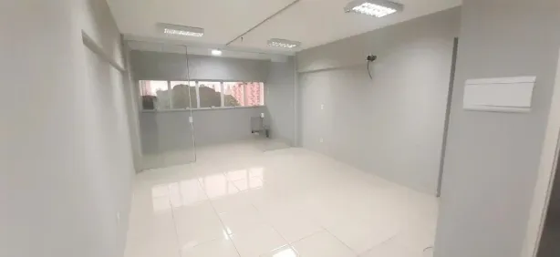 Sala Comercial à venda, 34m² no Jardim Tijuco, Guarulhos