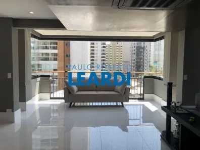 Apartamento com 2 Quartos à venda, 171m² no Moema, São Paulo