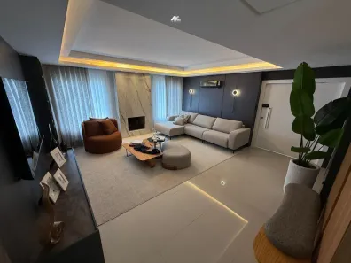 Casa com 4 Quartos à venda, 350m² no Barra, Balneário Camboriú