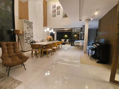 Casa de Condomínio com 3 Quartos à venda, 250m² no Parqville Pinheiros, Aparecida de Goiânia